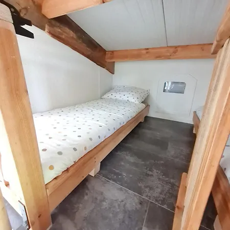 Boerderijcamping Kiekeboe * Maria-Hoop